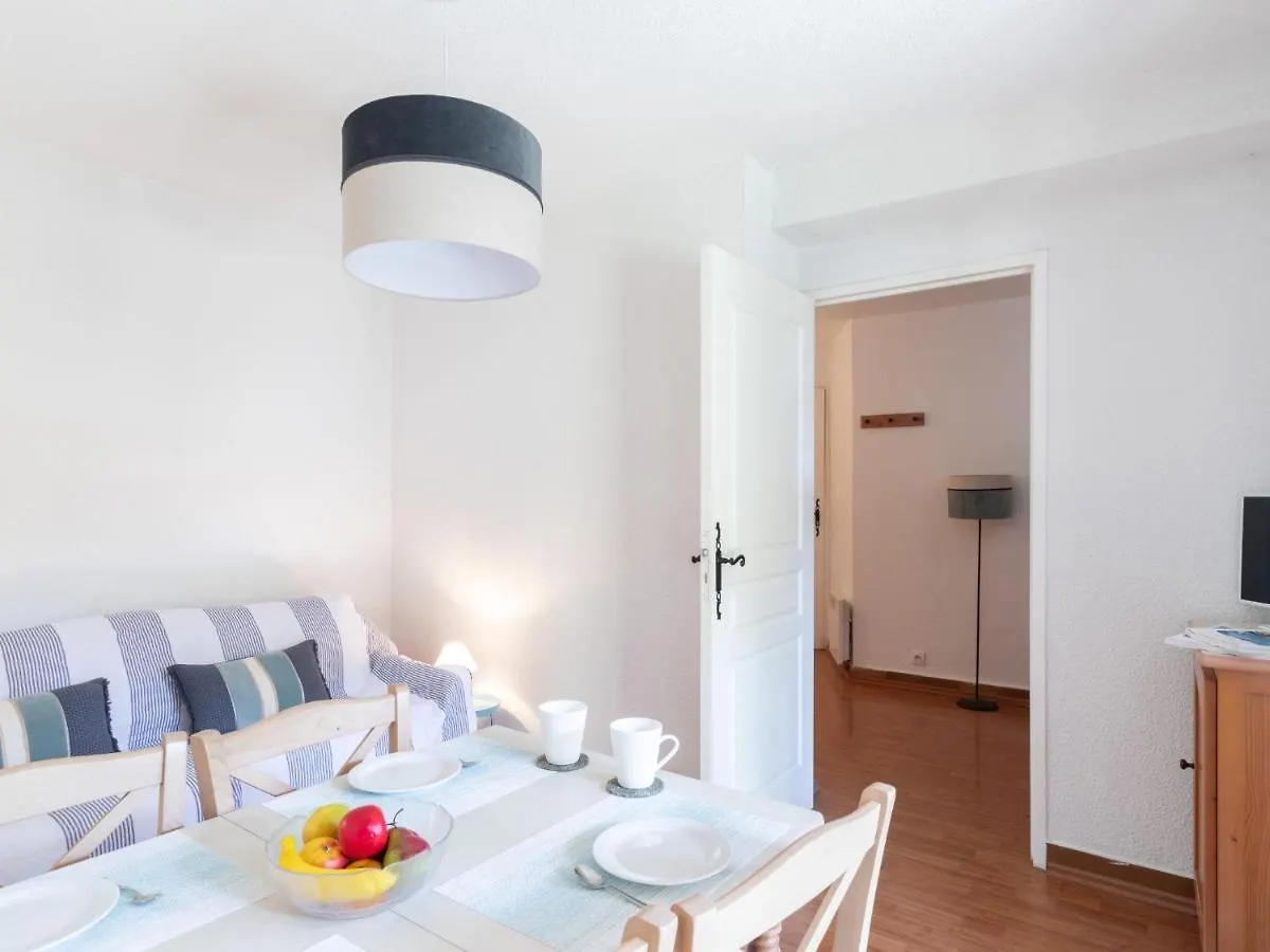 Apartment Residence Les Jardins D'Azur-5 By Interhome Saint-Raphael