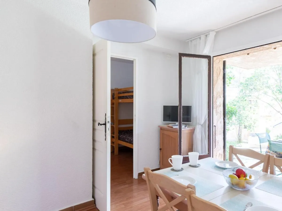 Apartment Residence Les Jardins D'Azur-5 By Interhome Saint-Raphael